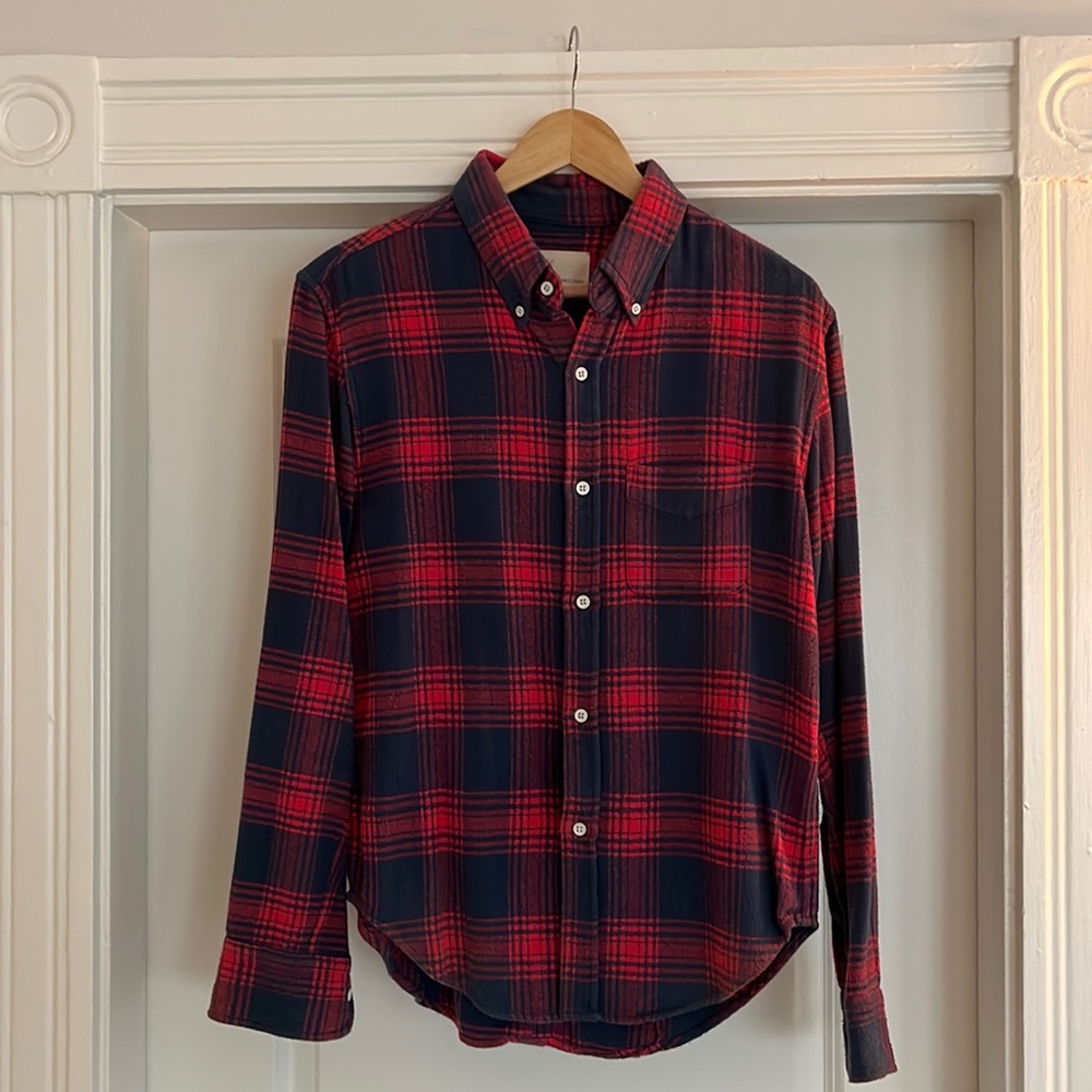 Band of Outsiders super soft Men’s Flannel button down- size M- great condition